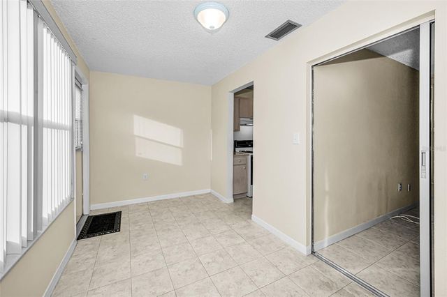 5750 80TH STREET N D101, St Petersburg, FL 33709