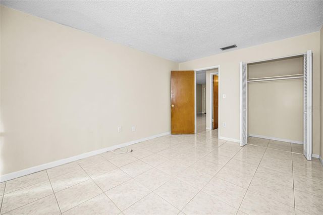 5750 80TH STREET N D101, St Petersburg, FL 33709