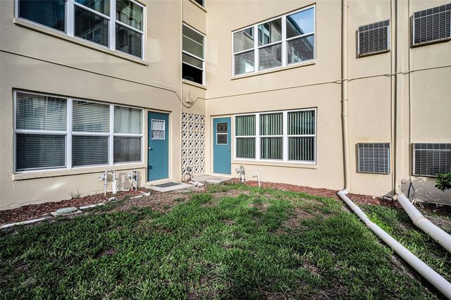 5750 80TH STREET N D101, St Petersburg, FL 33709