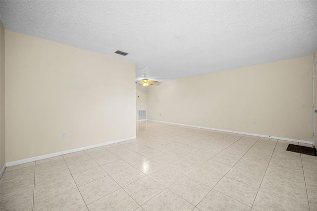 5750 80TH STREET N D101, St Petersburg, FL 33709