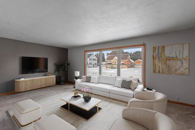 125 Bogert Street, Beaver Dam, WI 53916