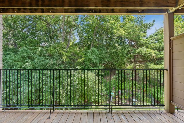 1887 Silver Bell Road 214, Eagan, MN 55122