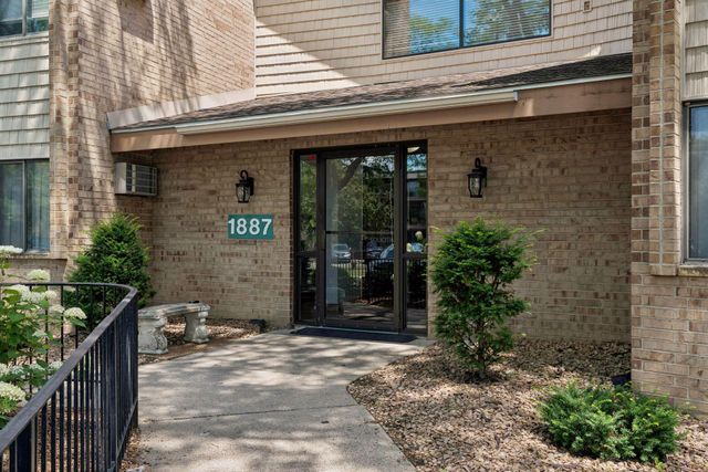 1887 Silver Bell Road 214, Eagan, MN 55122