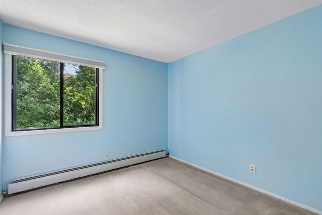 1887 Silver Bell Road 214, Eagan, MN 55122