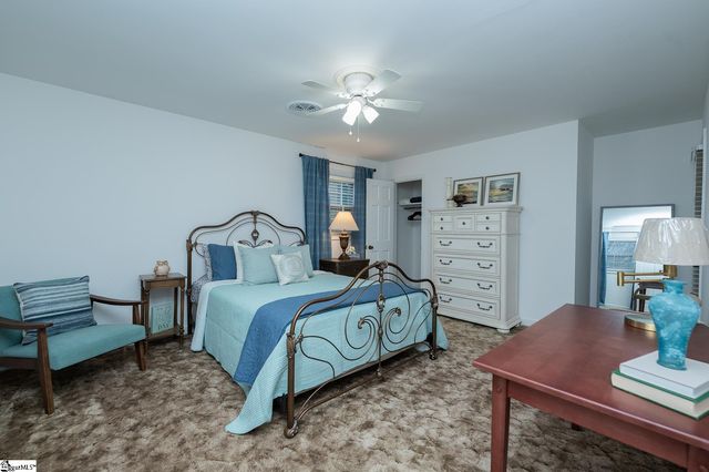 17 Runnymede Road, Greenville, SC 29615