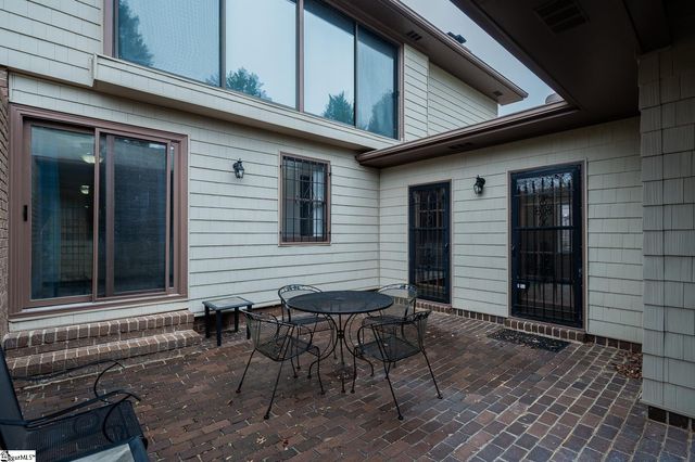 17 Runnymede Road, Greenville, SC 29615