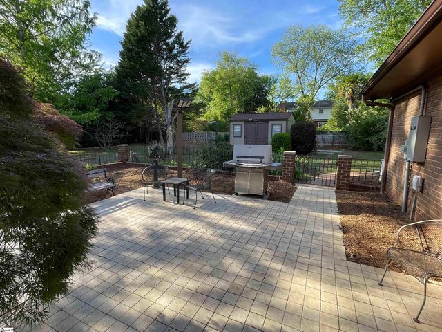 17 Runnymede Road, Greenville, SC 29615