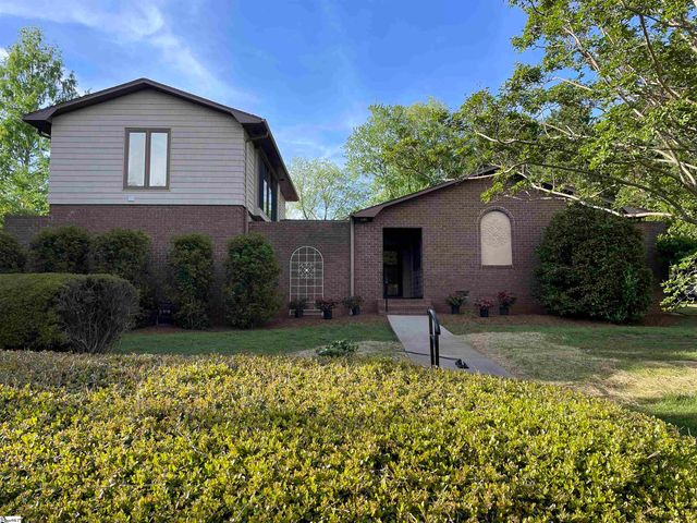 17 Runnymede Road, Greenville, SC 29615