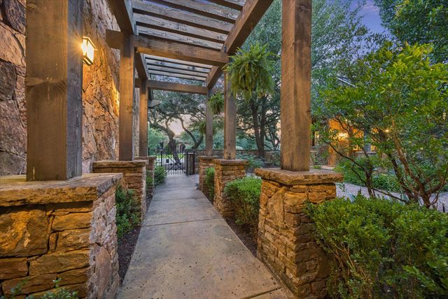 5729 Krause LN 19, Austin, TX 78738