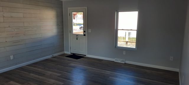 28 Circle Drive, Windham, CT 06256