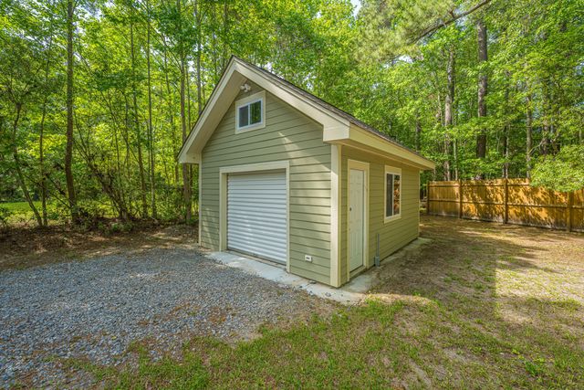 6037 Chisolm Road, Johns Island, SC 29455