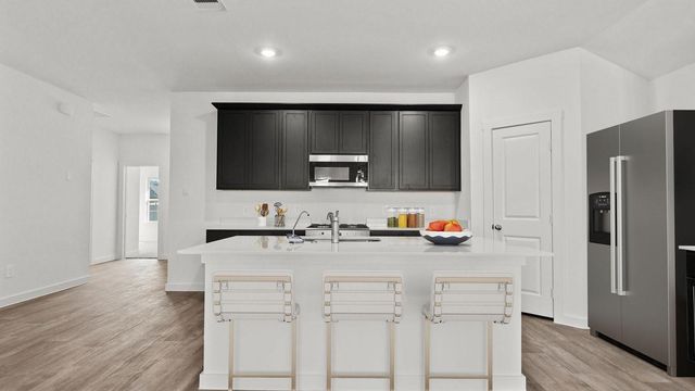 1334 Isola Bella Drive, Richmond, TX 77406