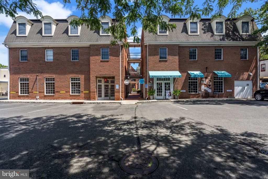 12 S MAIN ST #4, PENNINGTON, NJ 08534 — photo 4
