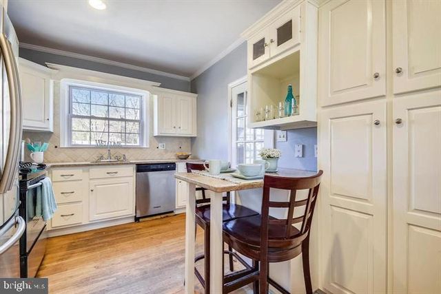 5806 KENMORE RD, Baltimore, MD 21210