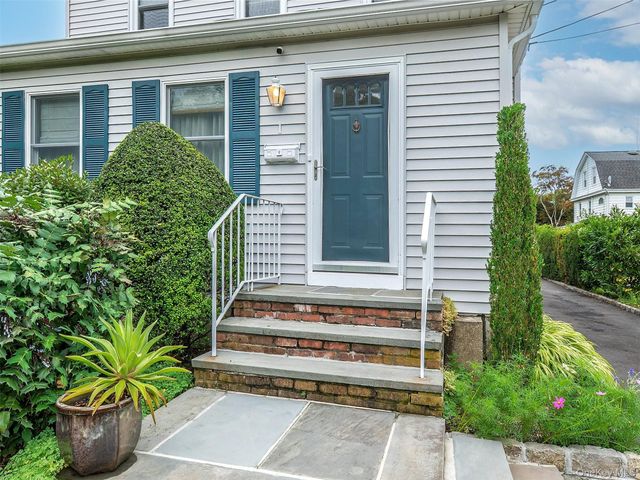 1 Raymond Street, Glen Cove, NY 11542