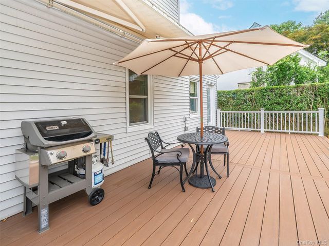 1 Raymond Street, Glen Cove, NY 11542