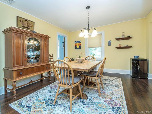 1 Raymond Street, Glen Cove, NY 11542