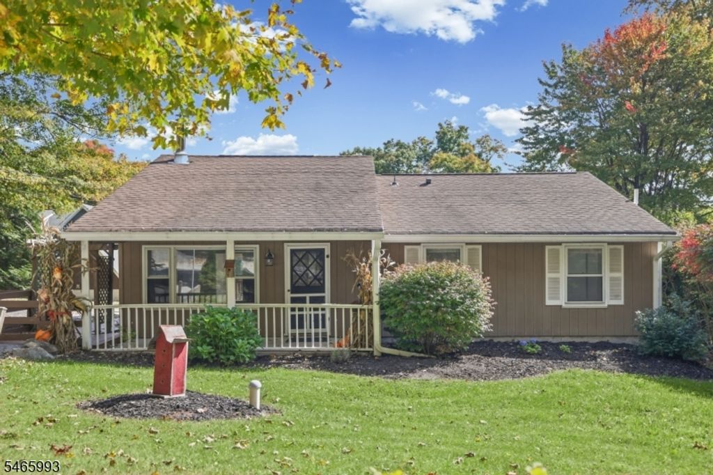 543 Terrace Dr, Vernon Twp., NJ 07422 — exterior