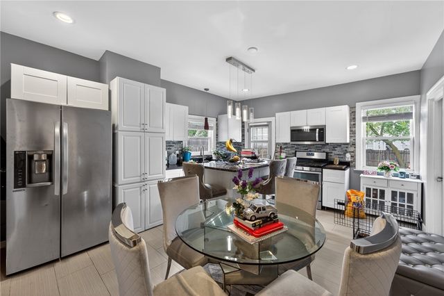15 Armington St Street, Providence, RI 02908