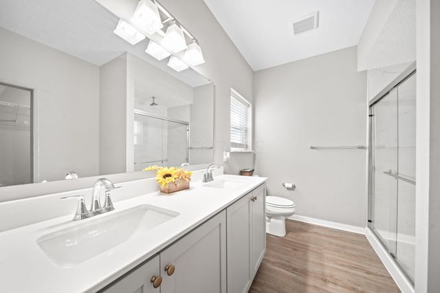 5332 Karst Circle, Ashville, OH 43103