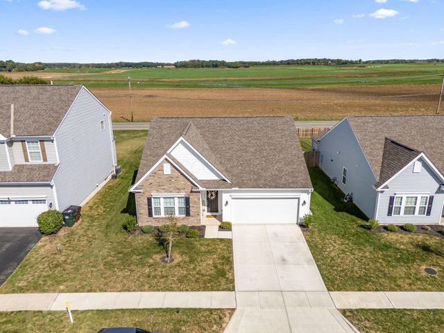 5332 Karst Circle, Ashville, OH 43103