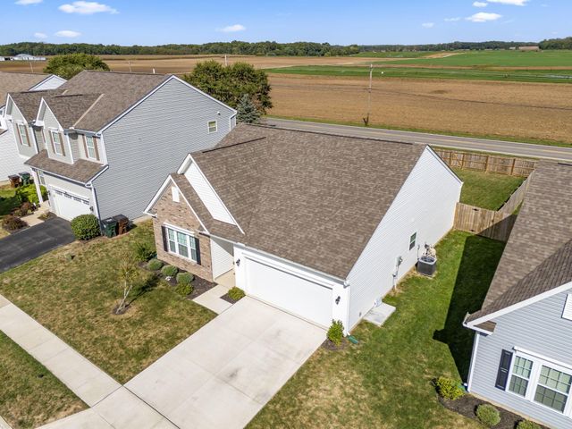 5332 Karst Circle, Ashville, OH 43103