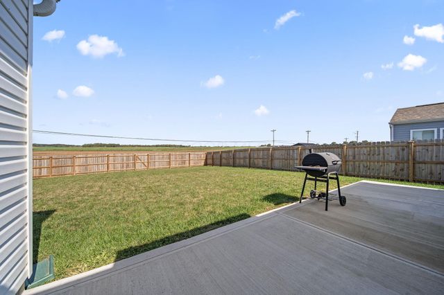 5332 Karst Circle, Ashville, OH 43103