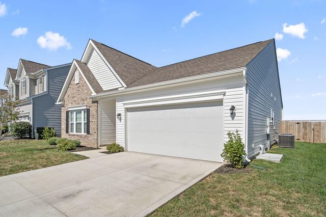 5332 Karst Circle, Ashville, OH 43103