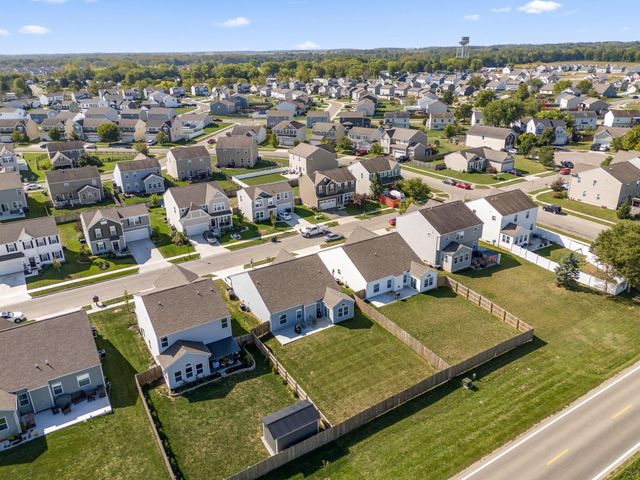 5332 Karst Circle, Ashville, OH 43103