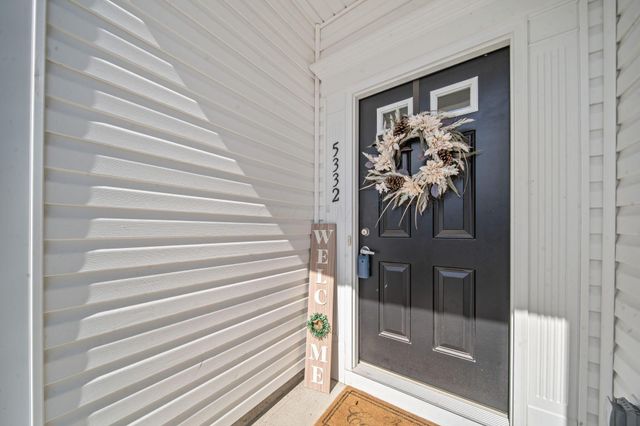 5332 Karst Circle, Ashville, OH 43103