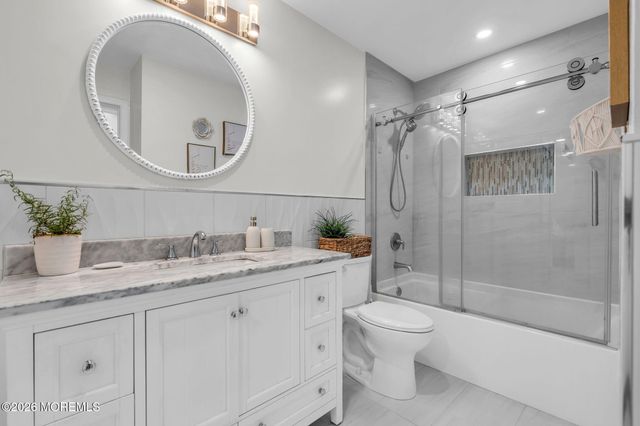 66 Briarwood Court, Howell, NJ 07731