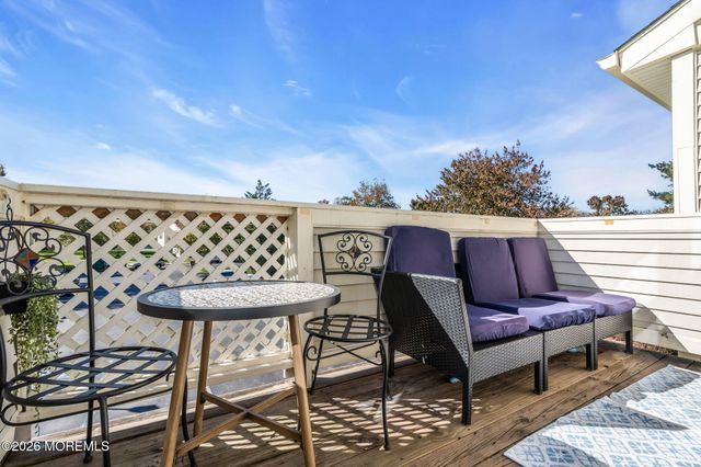 66 Briarwood Court, Howell, NJ 07731