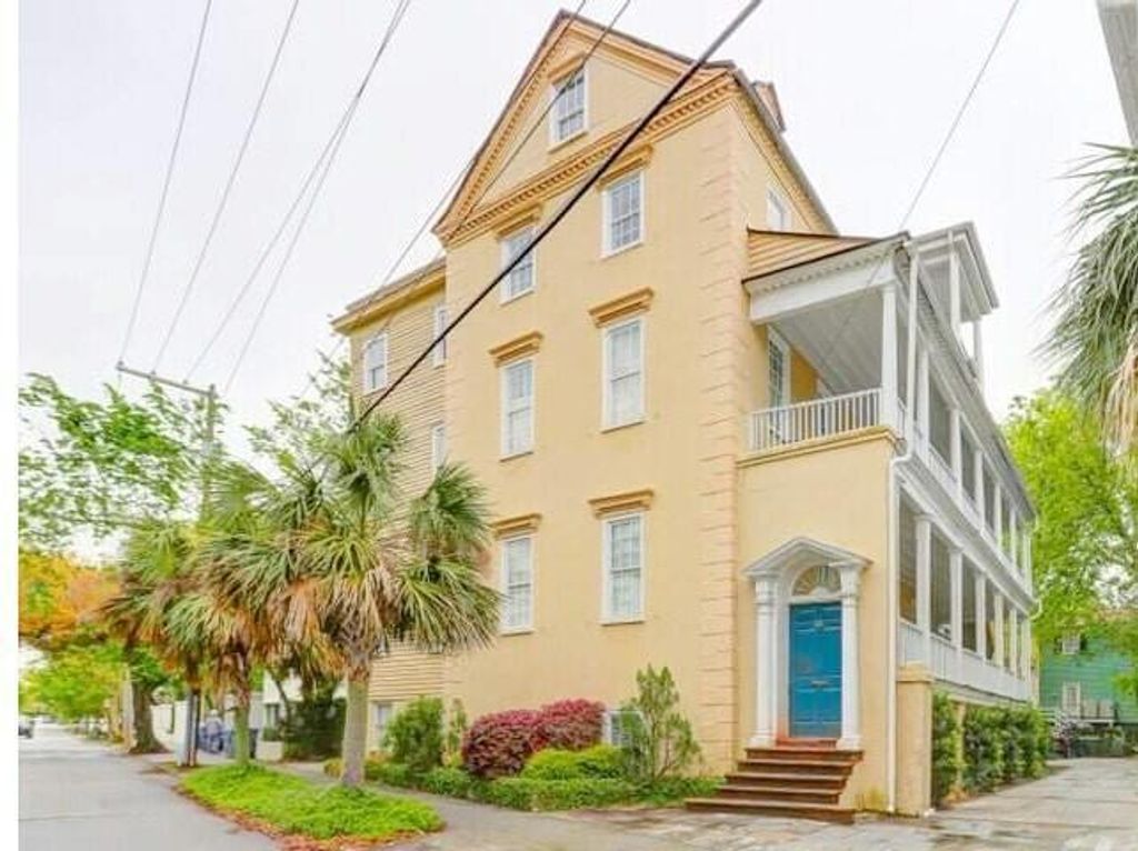 65 Vanderhorst Street Apt J, Charleston, SC 29403