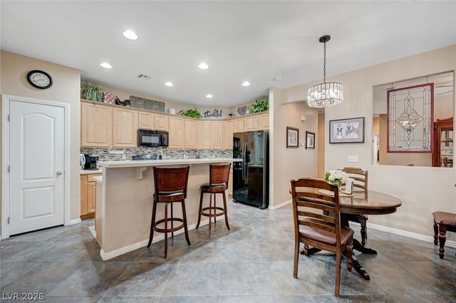 1076 Crescent Falls Street, Henderson, NV 89011