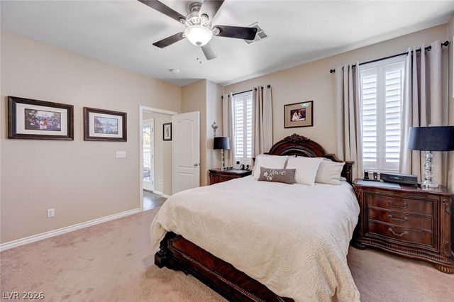 1076 Crescent Falls Street, Henderson, NV 89011