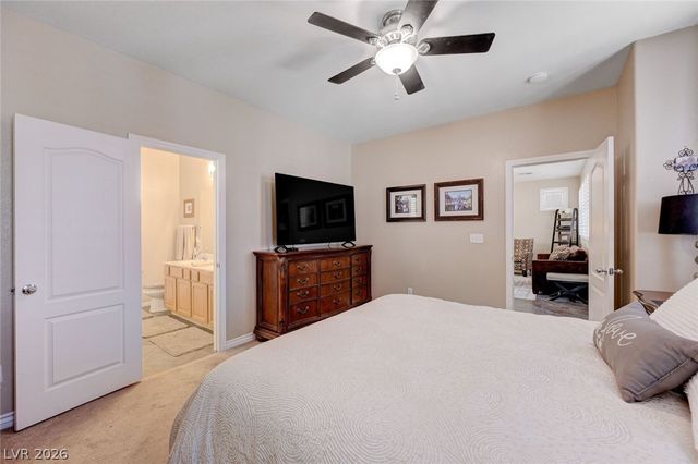 1076 Crescent Falls Street, Henderson, NV 89011