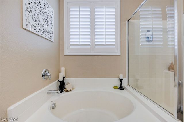 1076 Crescent Falls Street, Henderson, NV 89011