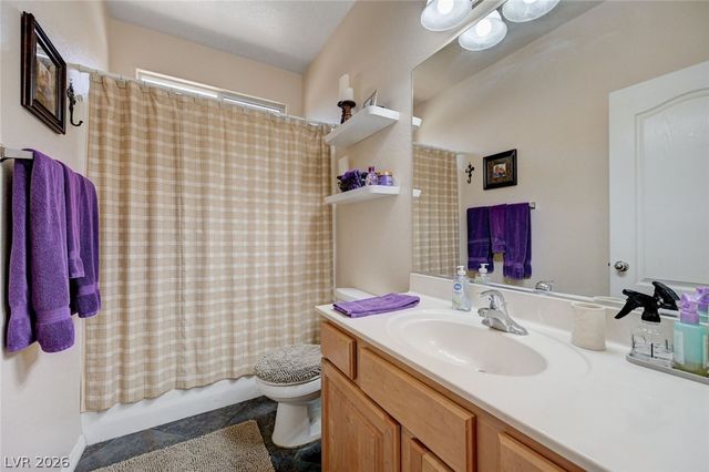 1076 Crescent Falls Street, Henderson, NV 89011