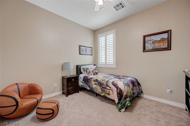 1076 Crescent Falls Street, Henderson, NV 89011