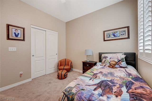 1076 Crescent Falls Street, Henderson, NV 89011