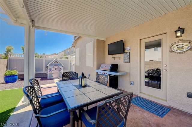 1076 Crescent Falls Street, Henderson, NV 89011