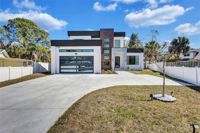 275 LIME CIRCLE, Sarasota, FL 34237