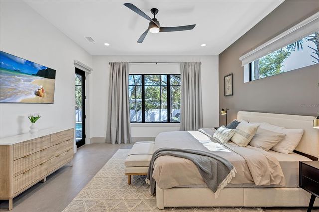 275 LIME CIRCLE, Sarasota, FL 34237