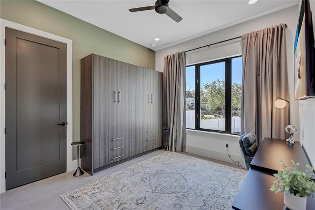 275 LIME CIRCLE, Sarasota, FL 34237