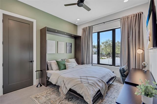 275 LIME CIRCLE, Sarasota, FL 34237