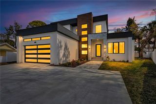 275 LIME CIRCLE, Sarasota, FL 34237
