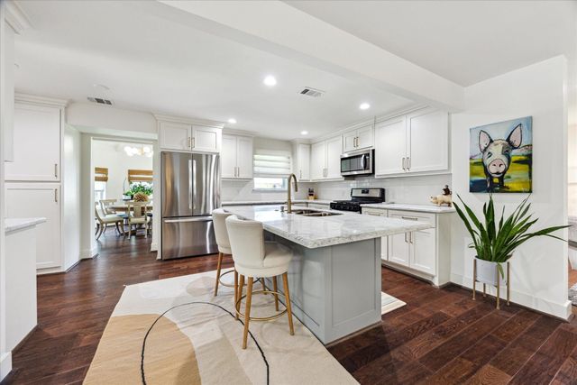 5702 Capello Drive, Houston, TX 77035