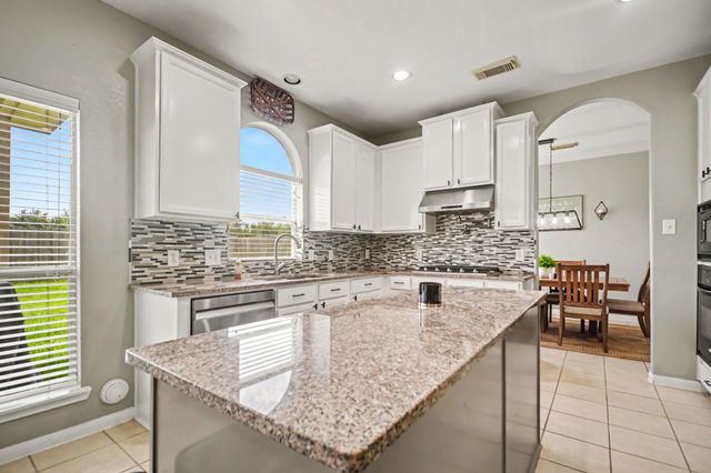2014 Orchard Spring Drive, Pearland, TX 77581