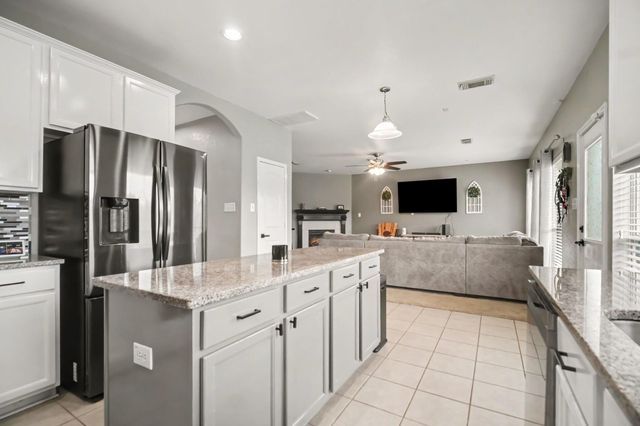 2014 Orchard Spring Drive, Pearland, TX 77581