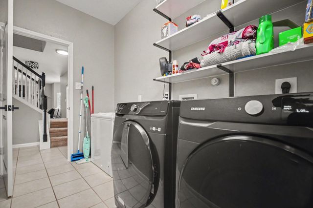 2014 Orchard Spring Drive, Pearland, TX 77581